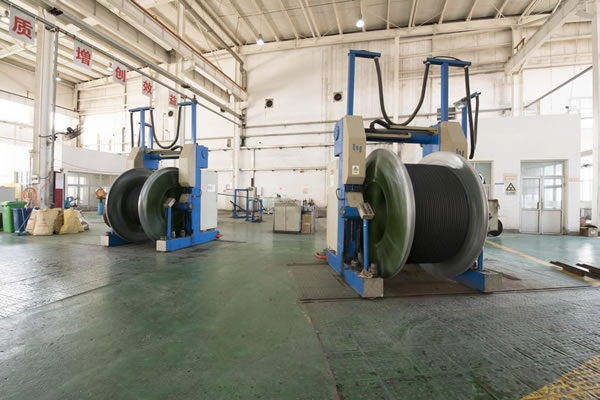 金山電纜車間一角